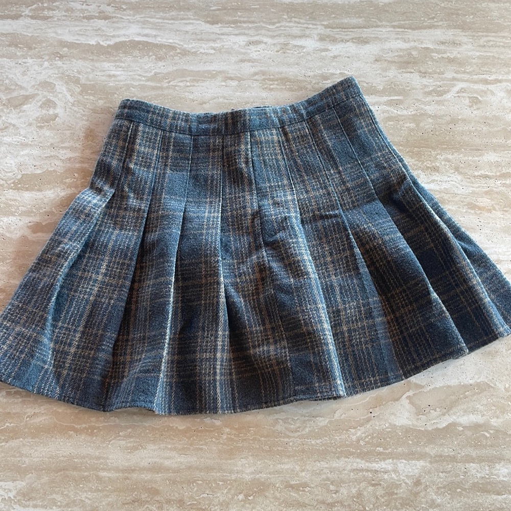 Pleated skirt